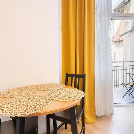 Elegant Very Berry Studios In Poznan Center By Noclegi Renters Exterior foto